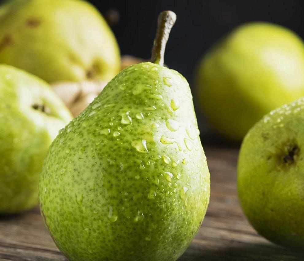Pears Vermont Beauty - Pack-Fruits-South Africa-0.5 kg-FreshNBulk.ae