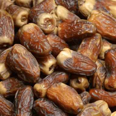 Shop Sagai Dates in UAE (Dubai, Sharjah, Abu Dhabi, Ajman) - FreshNBulk.ae